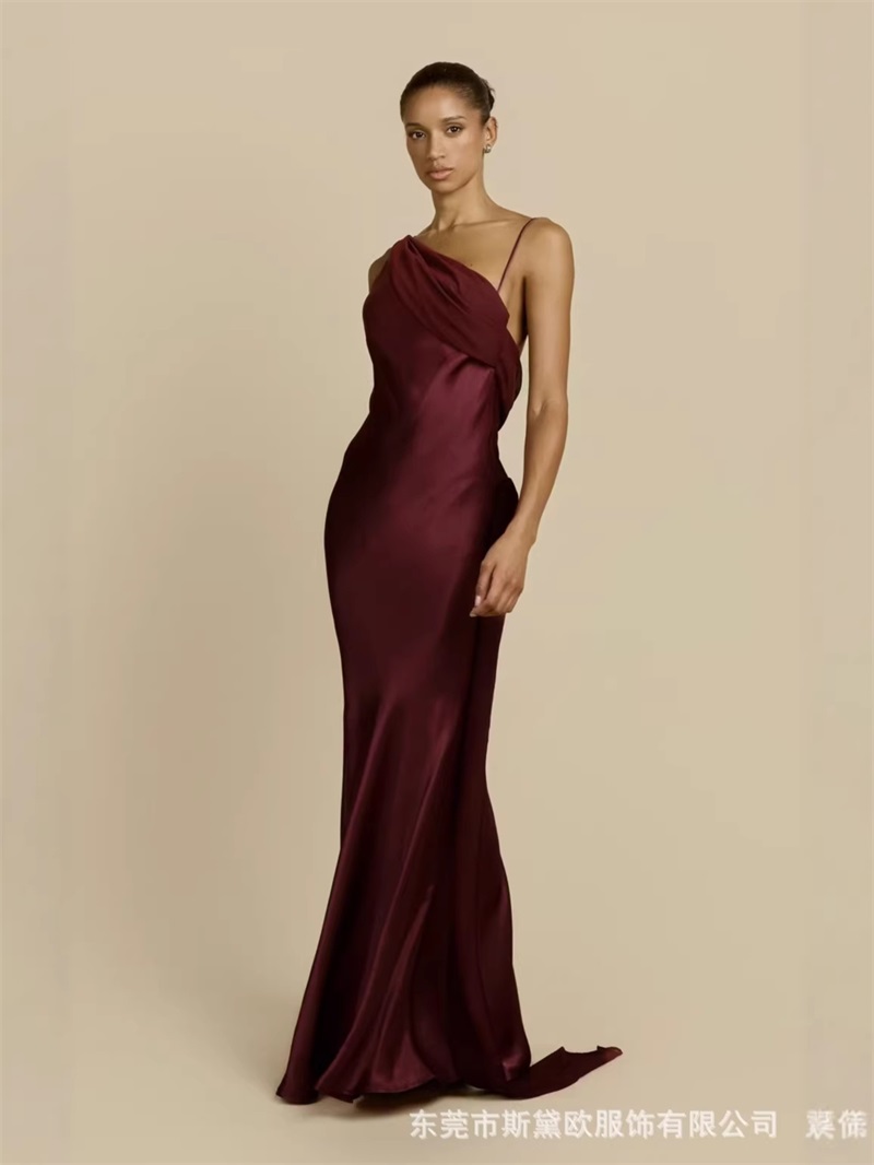 Men'S Formal Wear For Wedding Guest - Burgundy Satin Prom Dress Sexy One