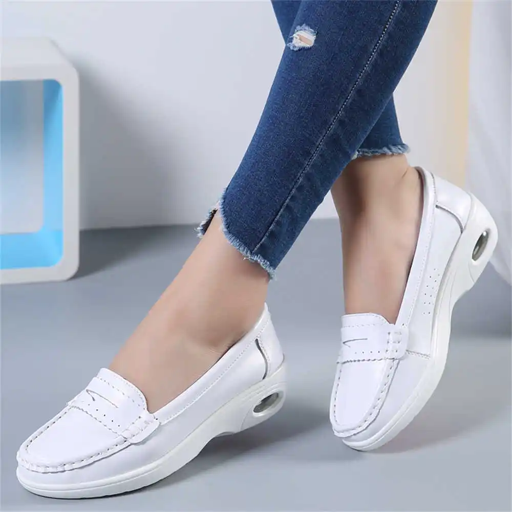 Thick Sole Slipon White Traine - Men'S Formal Wear Canada recension och pris