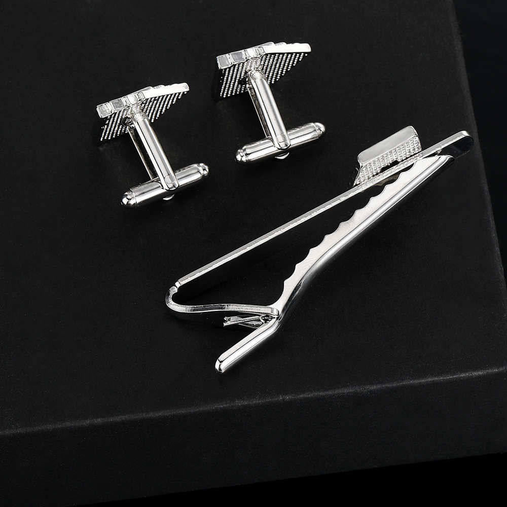 Men's Creative Poker Card Tie  - Tie Bar Clip recension och pris