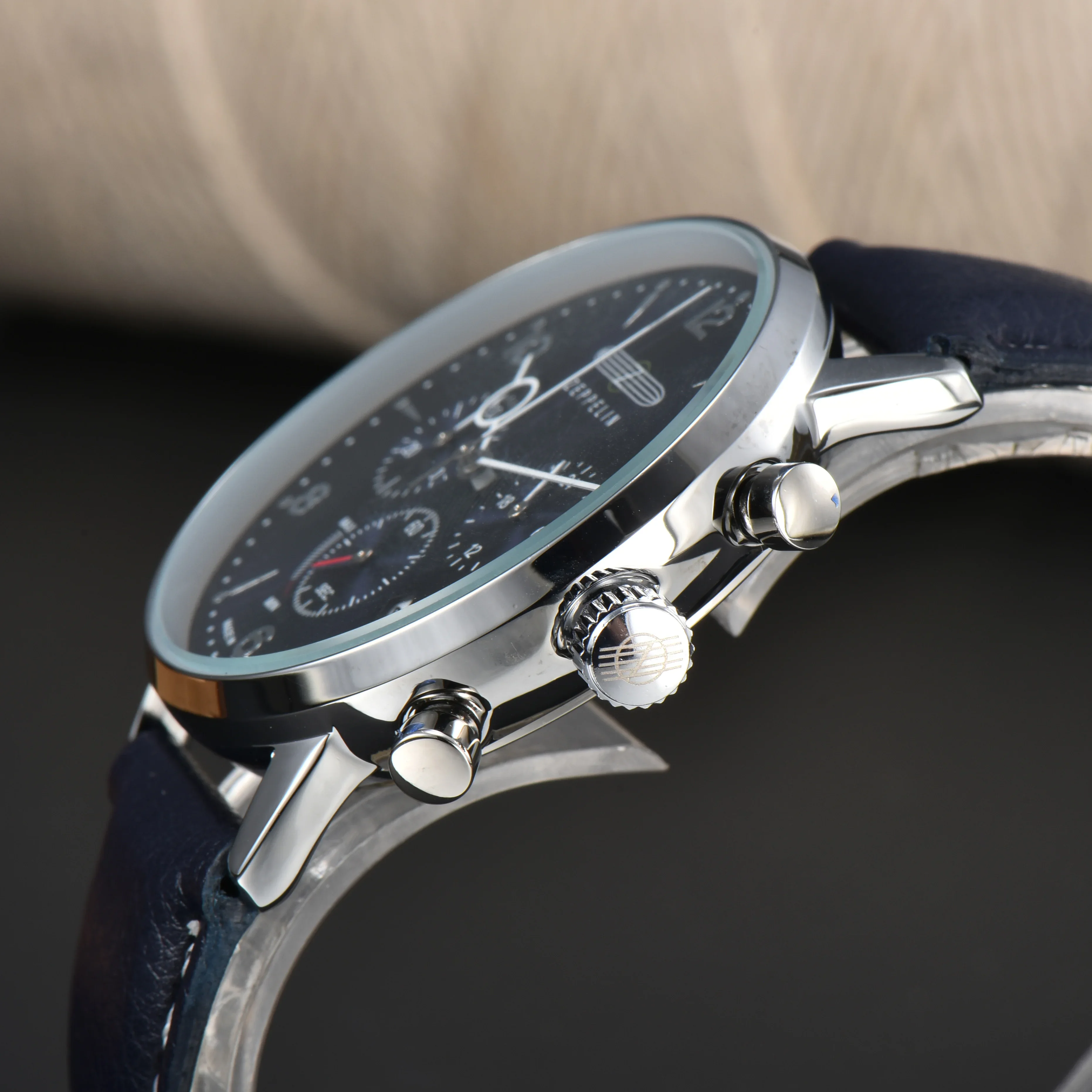 Classic ZEPPELIN Quartz Watch  - Men'S Formal Wear recension och pris